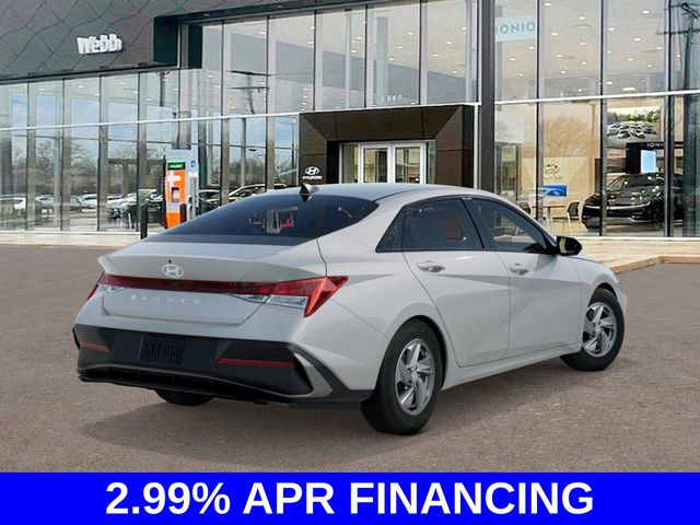 2025 Hyundai Elantra SE photo 4