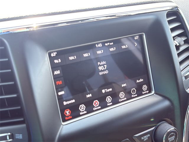 2020 Jeep Grand Cherokee Laredo E photo 21
