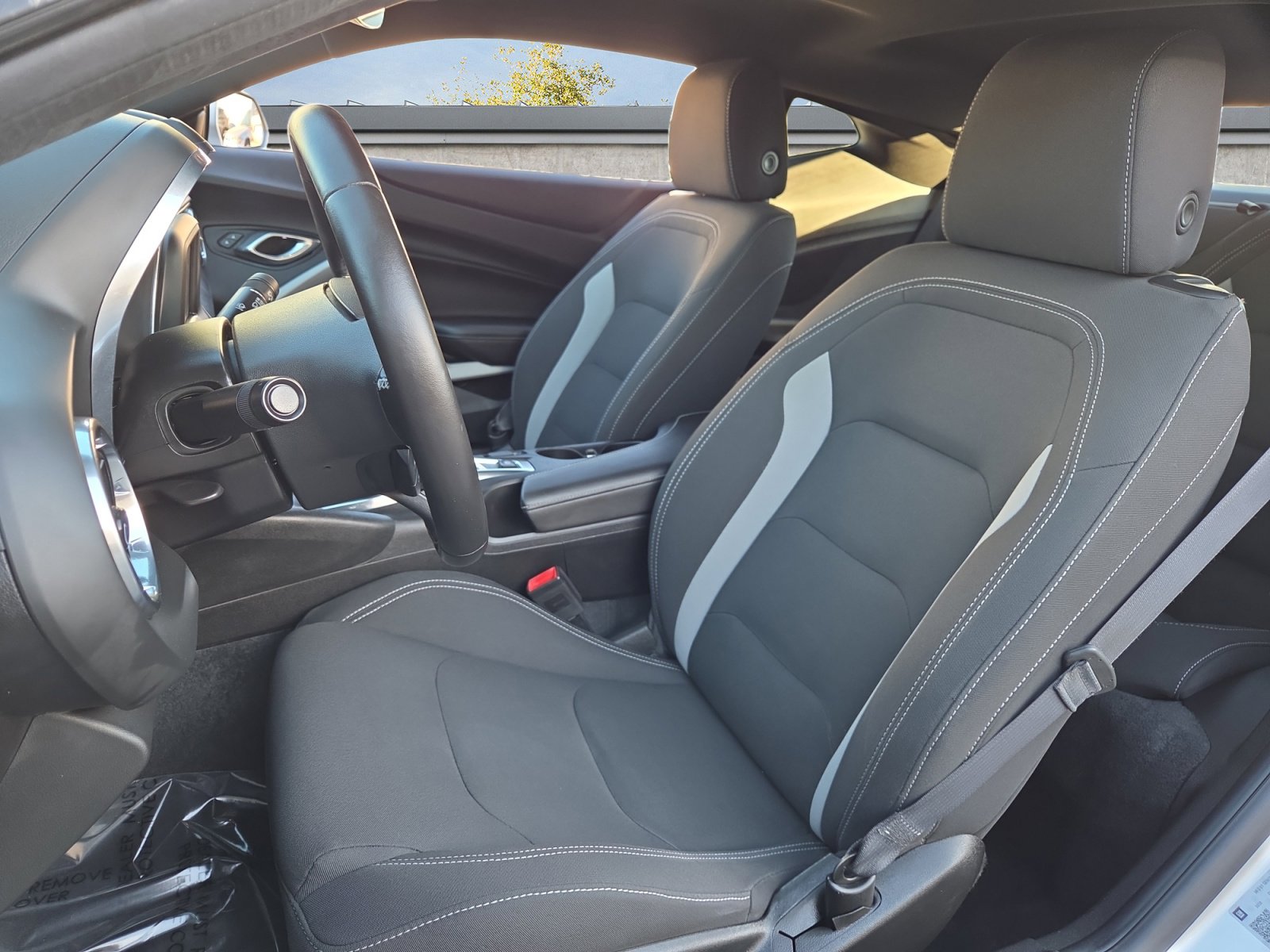2019 Chevrolet Camaro 1LS photo 10