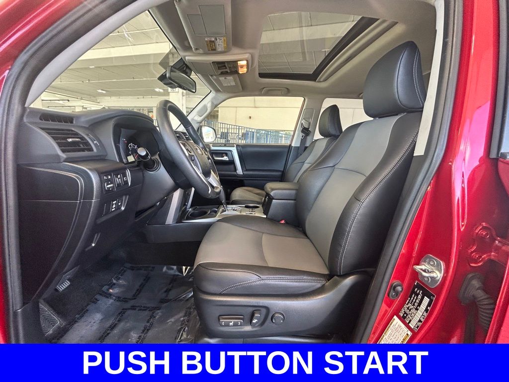 2023 Toyota 4Runner SR5 Premium photo 8