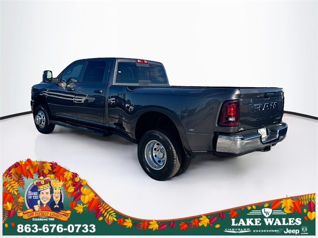 2026 Ram 3500 Tradesman photo 4