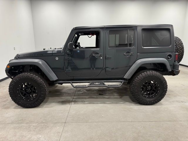 2016 Jeep Wrangler Unlimited Rubicon photo 5
