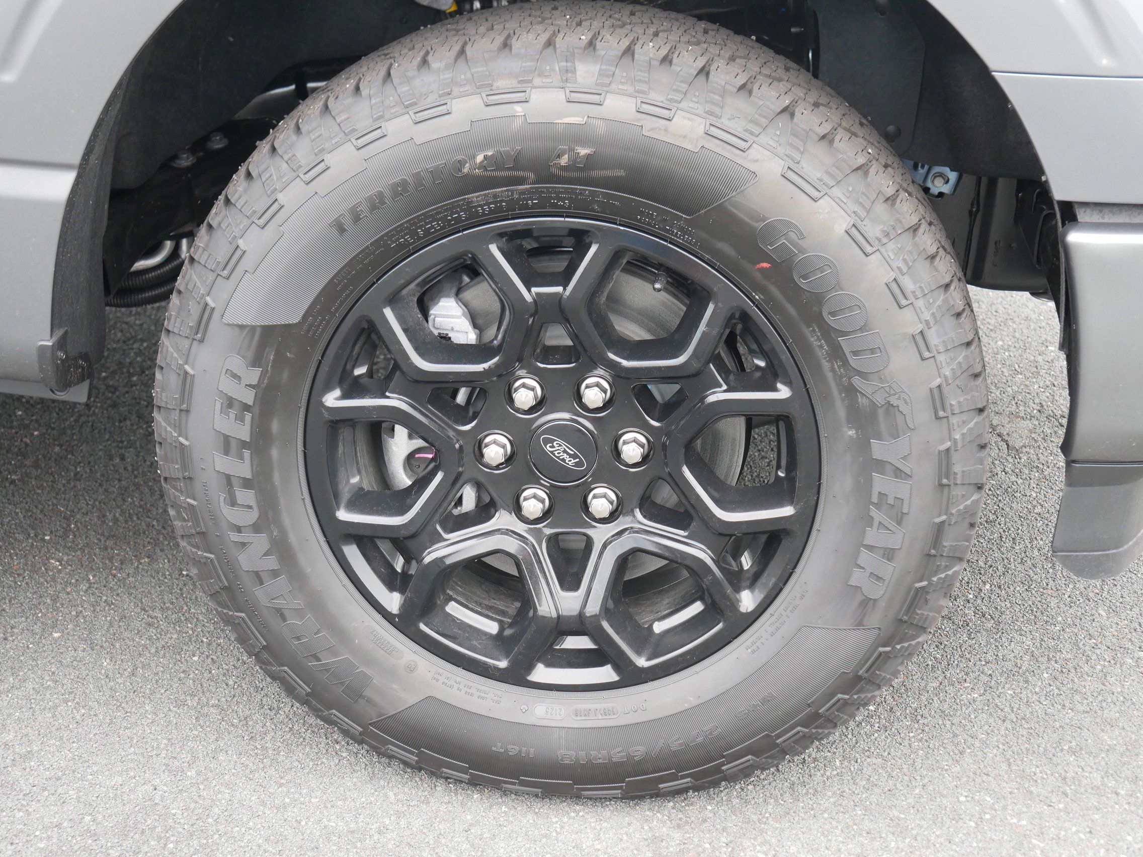 2025 Ford F-150 XLT photo 4