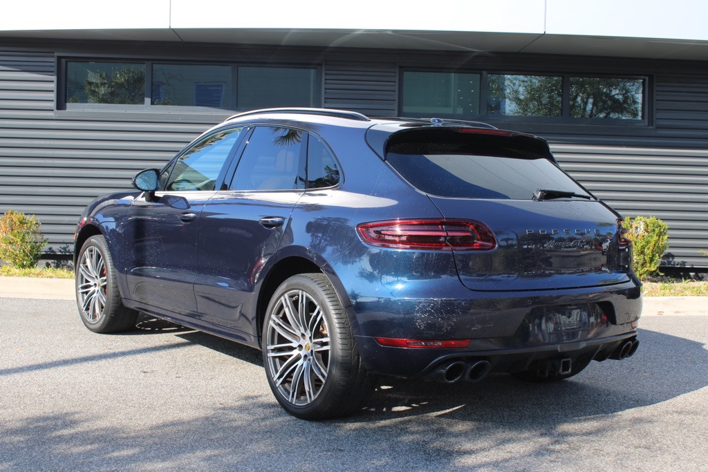 2017 Porsche Macan GTS photo 3