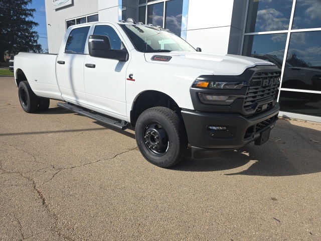 2026 RAM Ram 3500 Pickup Tradesman's photo