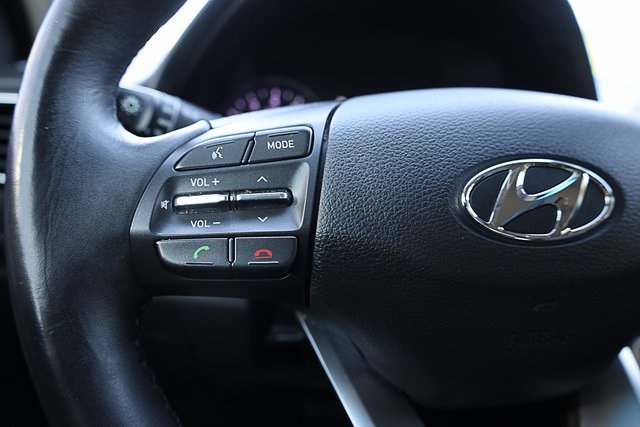 2018 Hyundai Elantra GT Base photo 38