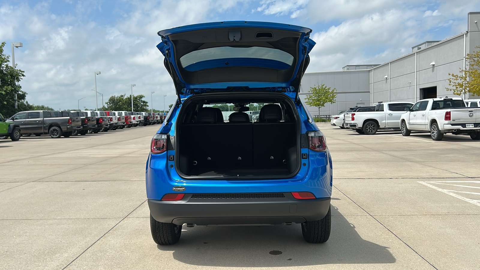 2025 Jeep Compass Latitude photo 13
