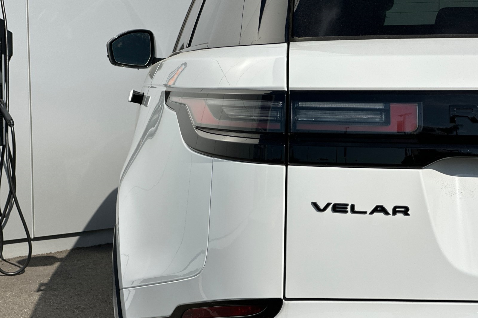 2025 Land Rover Range Rover Velar SE photo 27