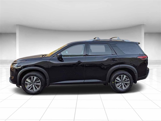 2025 Nissan Pathfinder SL photo 2