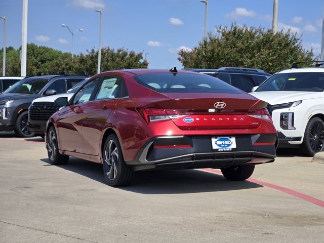 2025 Hyundai Elantra Hybrid Limited photo 2