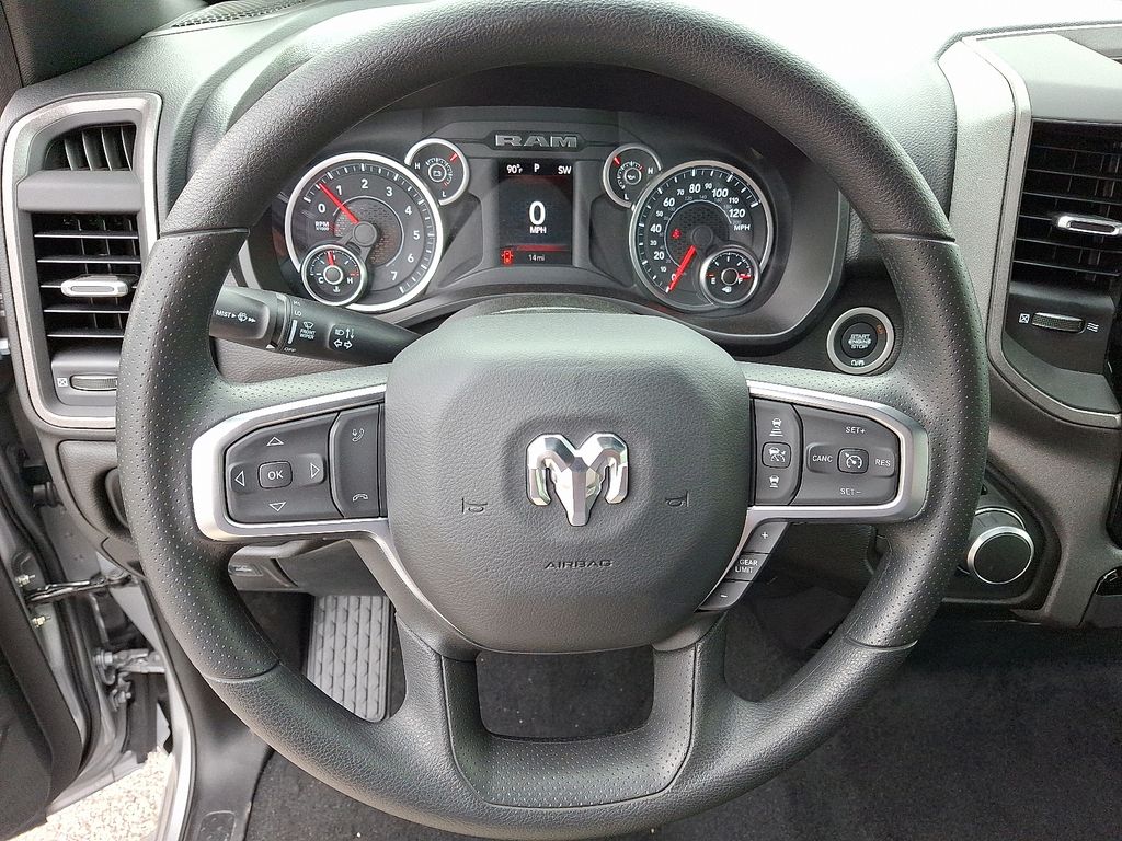 2025 Ram 1500 Tradesman photo 12
