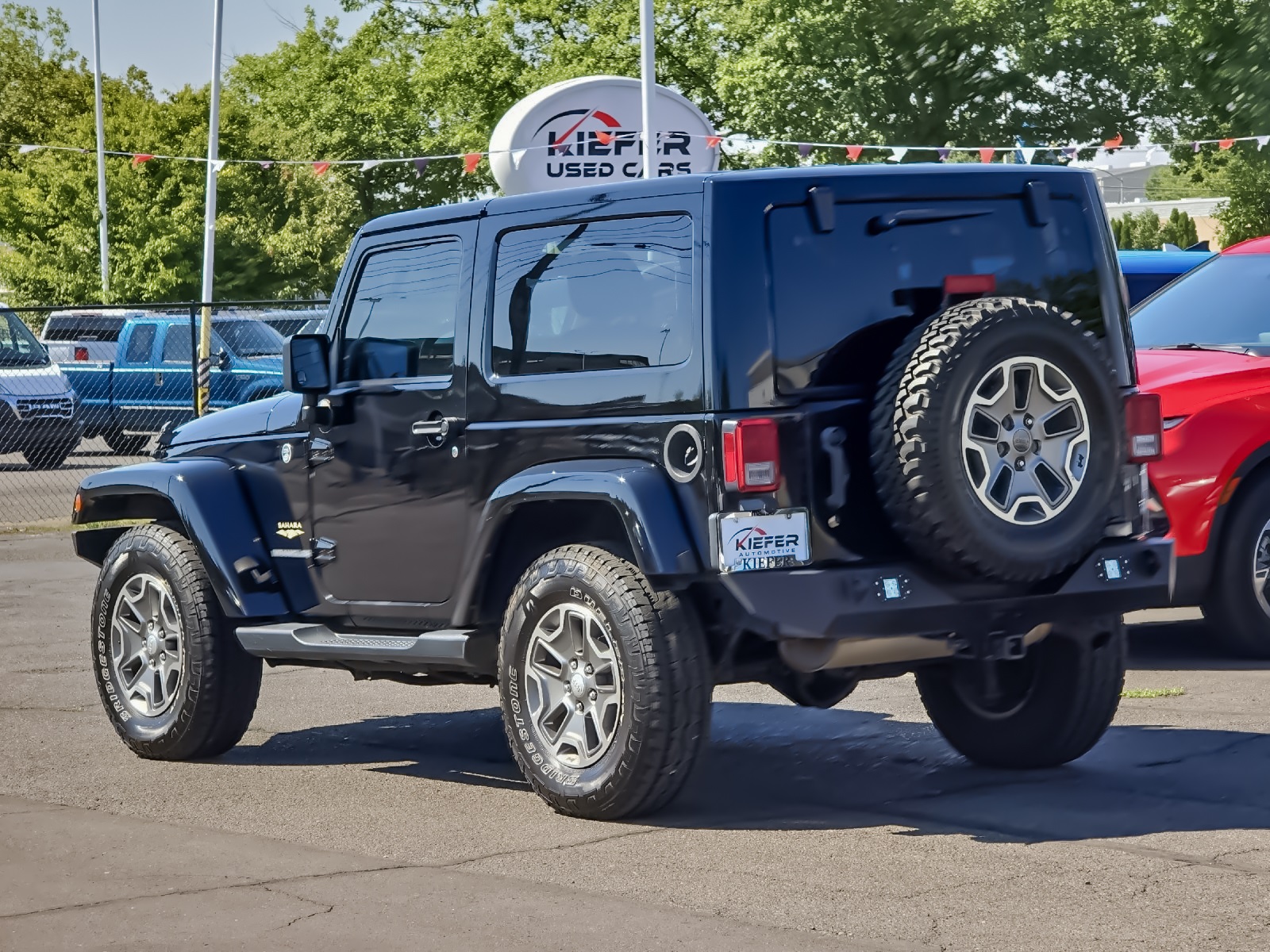 2014 Jeep Wrangler Sahara photo 5