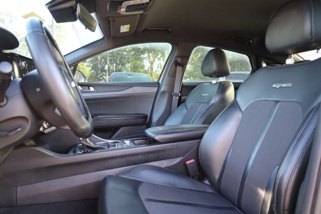 2022 Kia K5 GT-Line photo 14