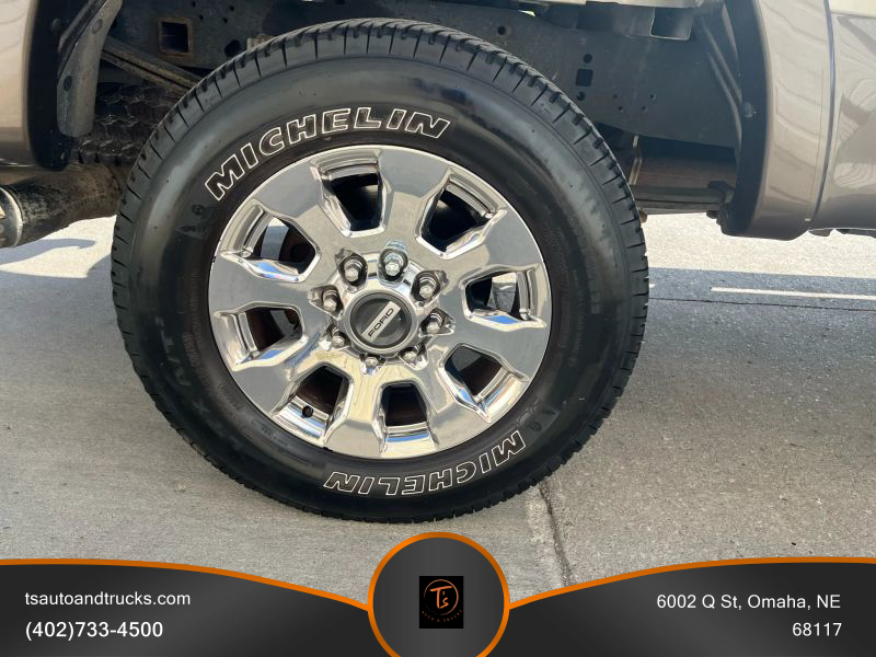 2017 Ford F-250 photo 9