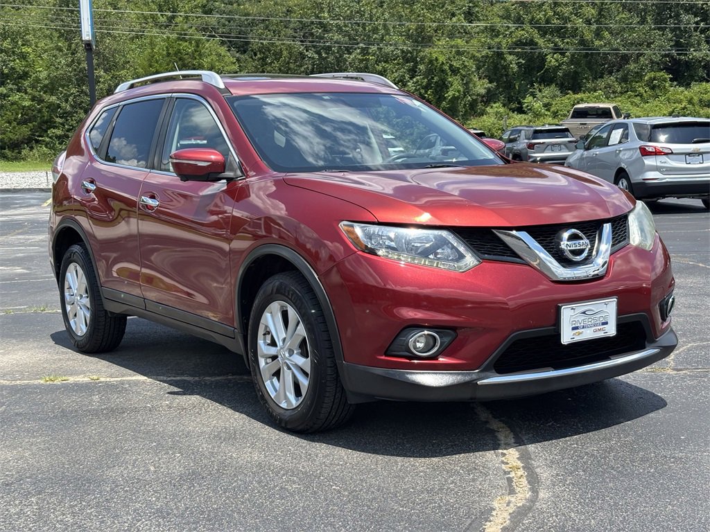 2016 Nissan Rogue SV photo 4