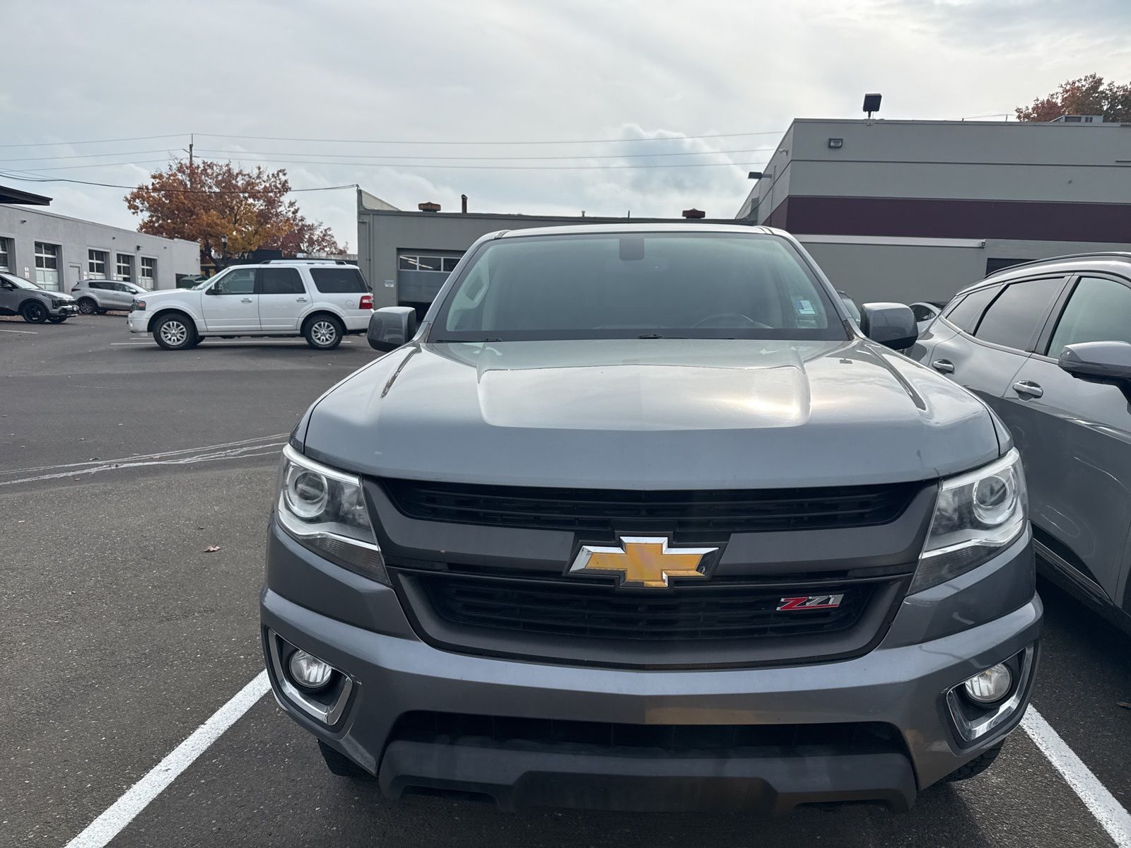 2018 Chevrolet Colorado Z71 photo 2