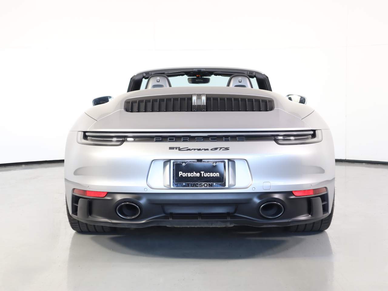 2022 Porsche 911 GTS photo 6
