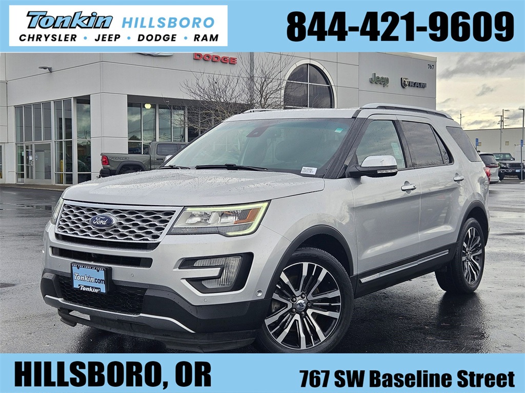 2017 Ford Explorer Platinum's photo