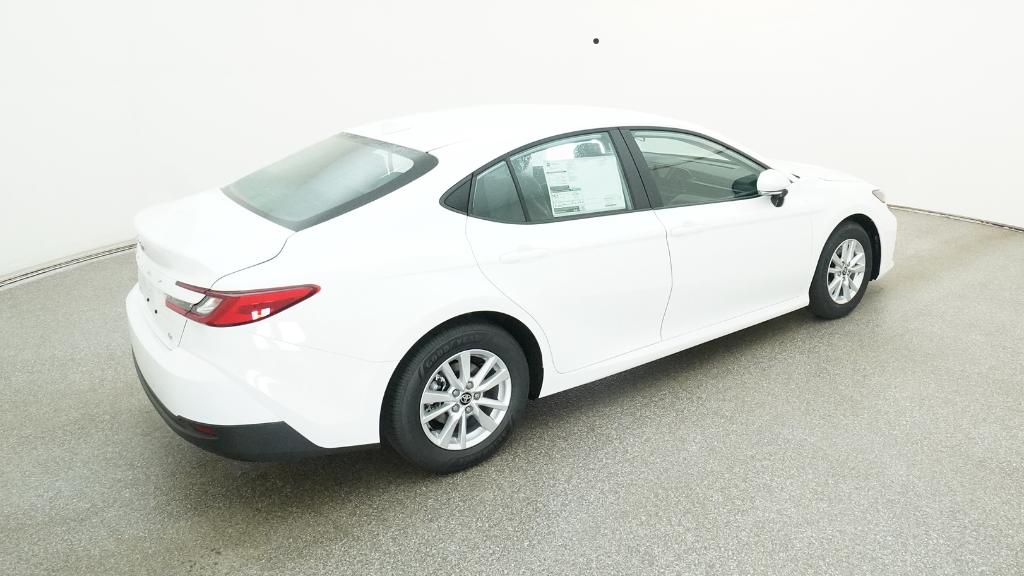 2025 Toyota Camry LE photo 21