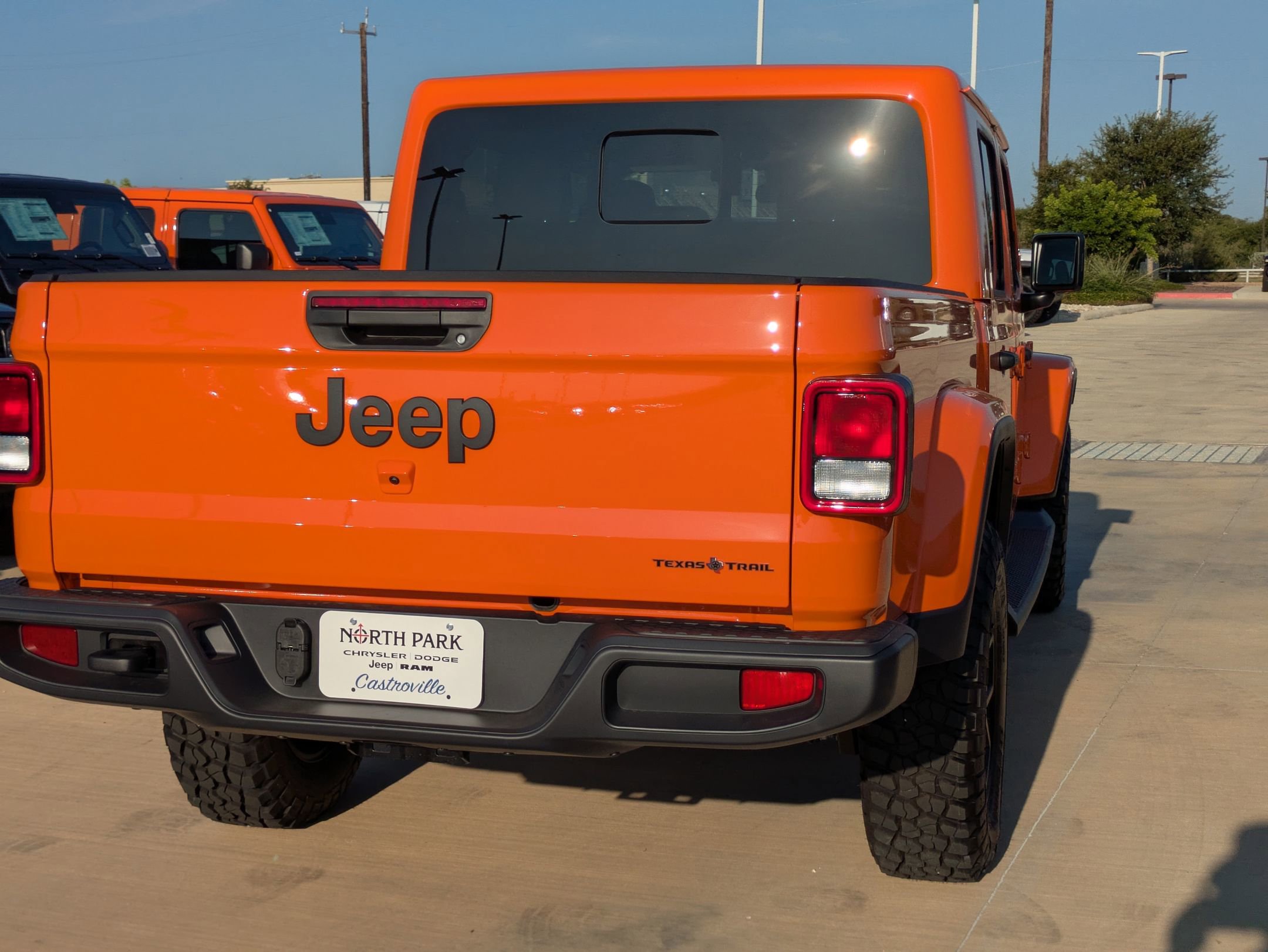 2025 Jeep Gladiator Texas Trail photo 3