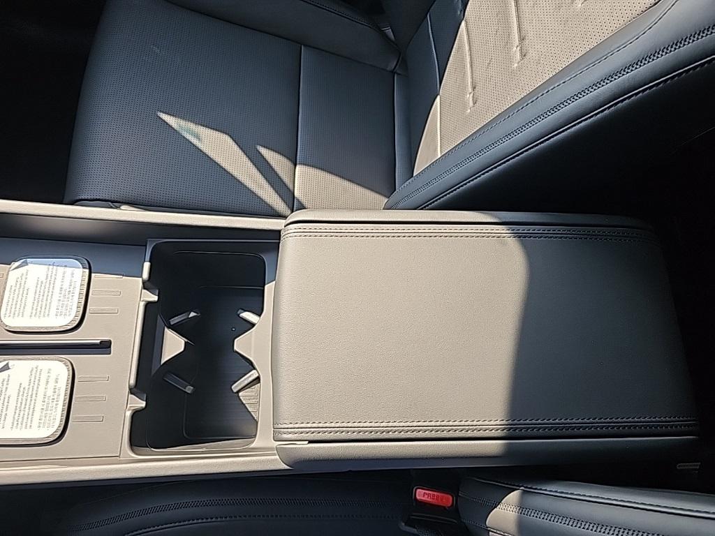 2026 Hyundai Santa Fe Calligraphy photo 18
