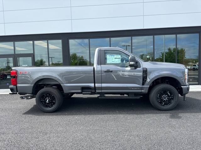 2024 Ford F-350 XL photo 2