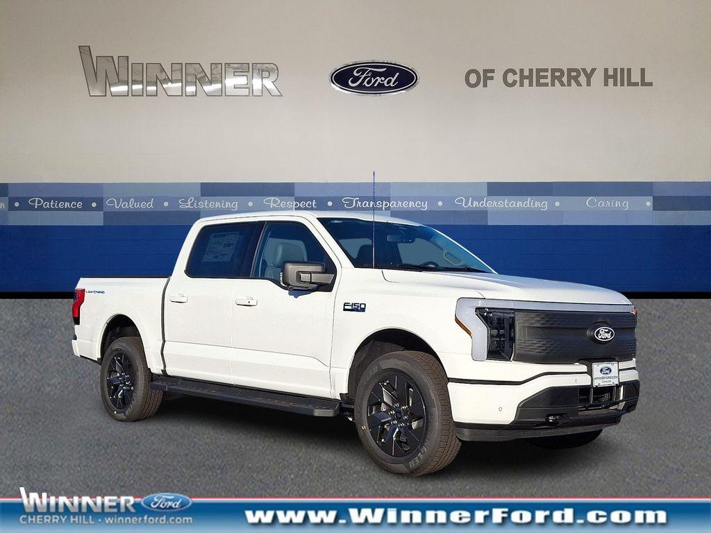 2025 Ford F-150 Lightning Flash's photo