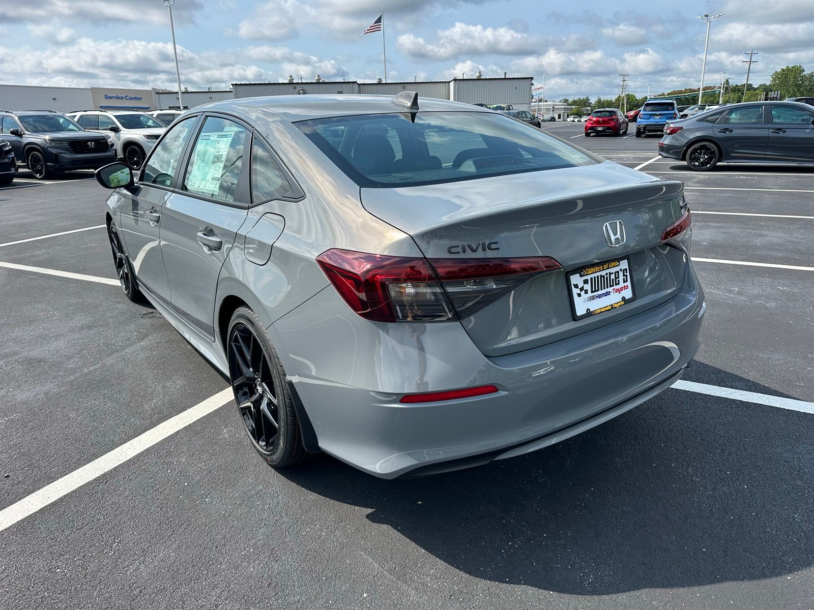 2026 Honda Civic Sport photo 3