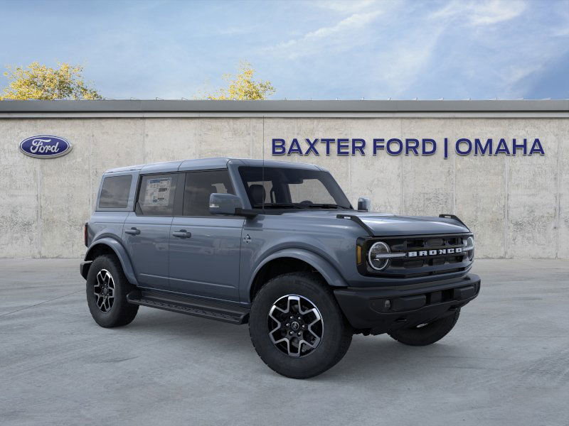 2025 Ford Bronco 4-Door Outer Banks's photo