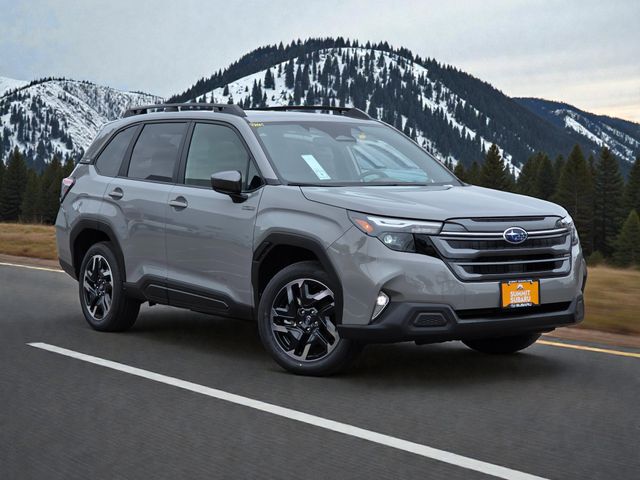 2025 Subaru Forester Premium's photo
