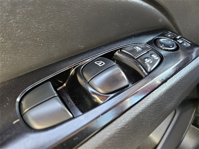 2023 Nissan Altima 2.5 SV photo 28