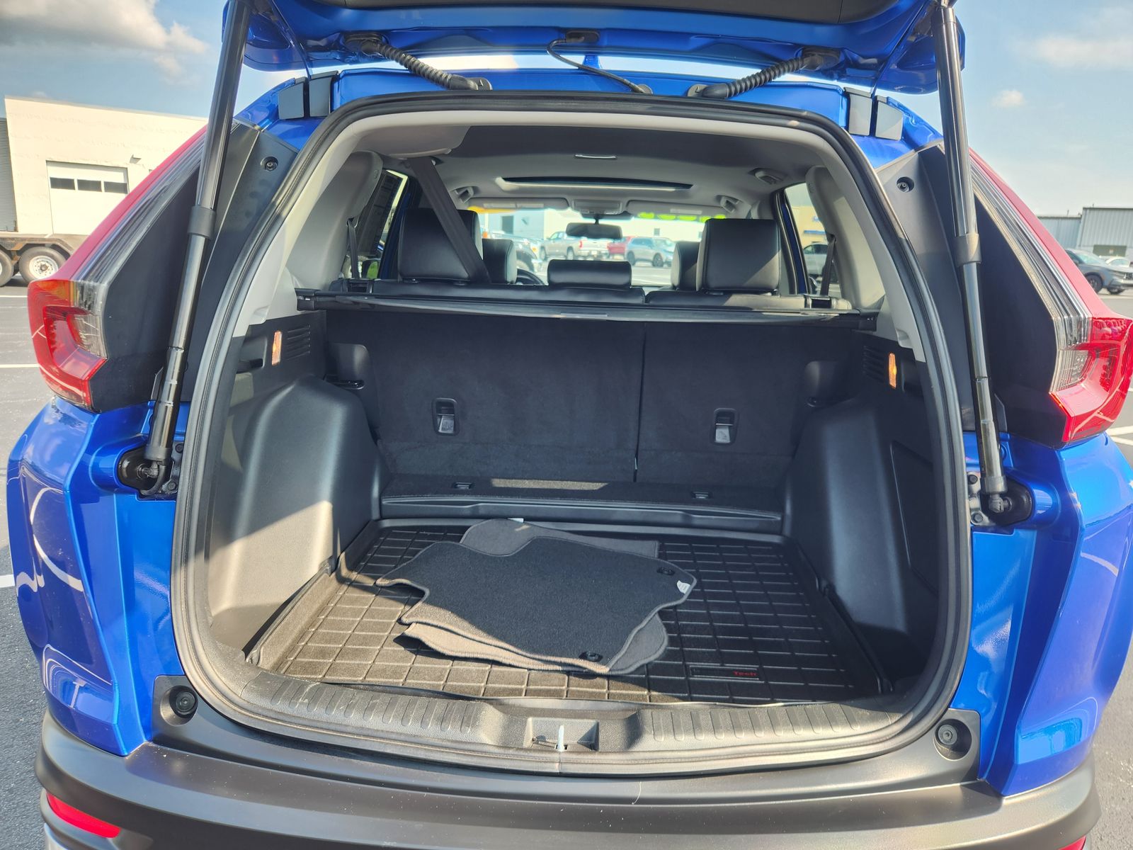 2022 Honda CR-V Touring photo 25
