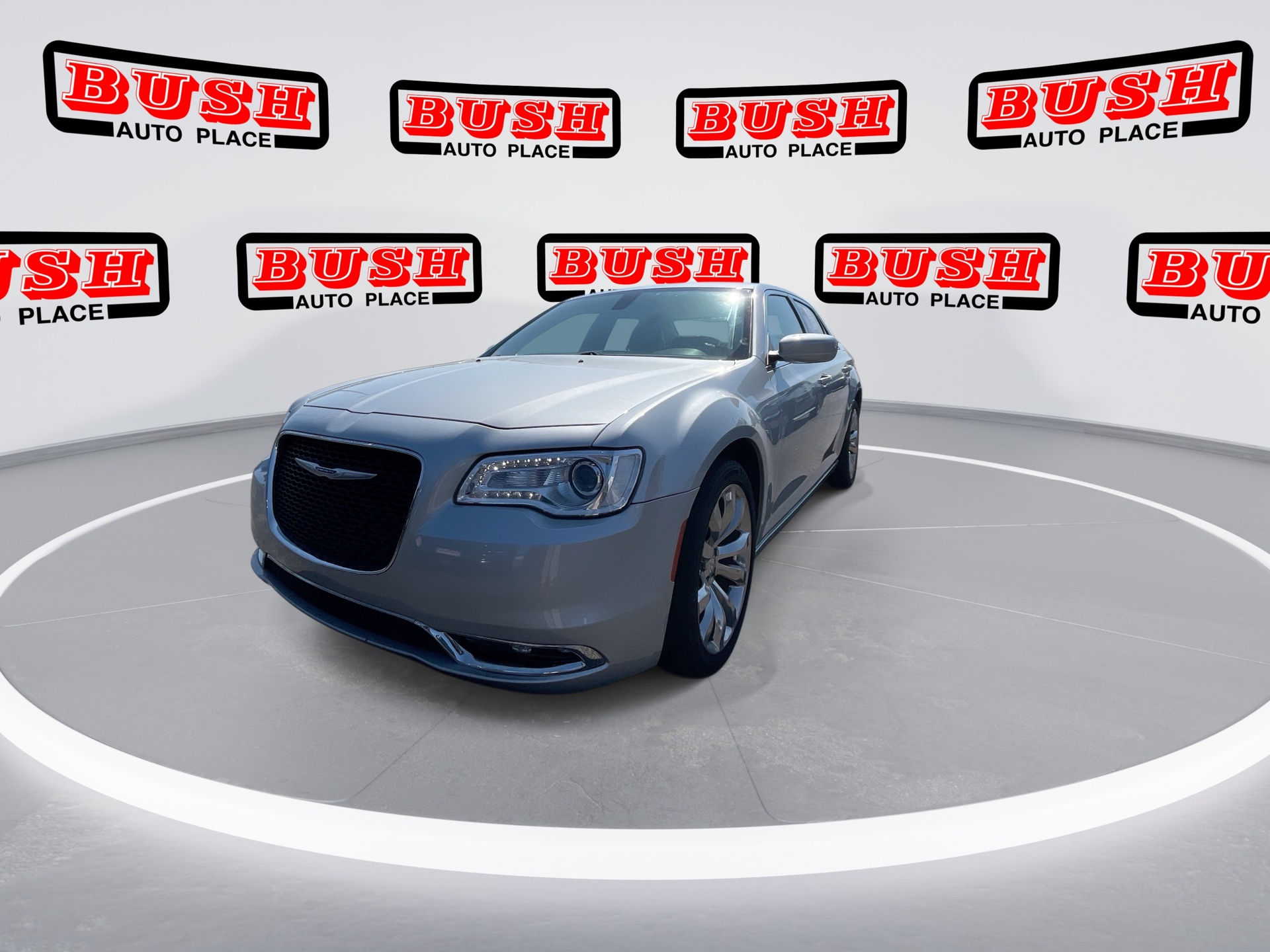 2019 Chrysler 300 Touring L photo 15