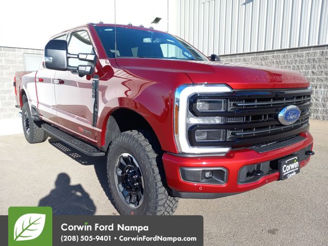 2026 Ford F-250 Super Duty Platinum's photo