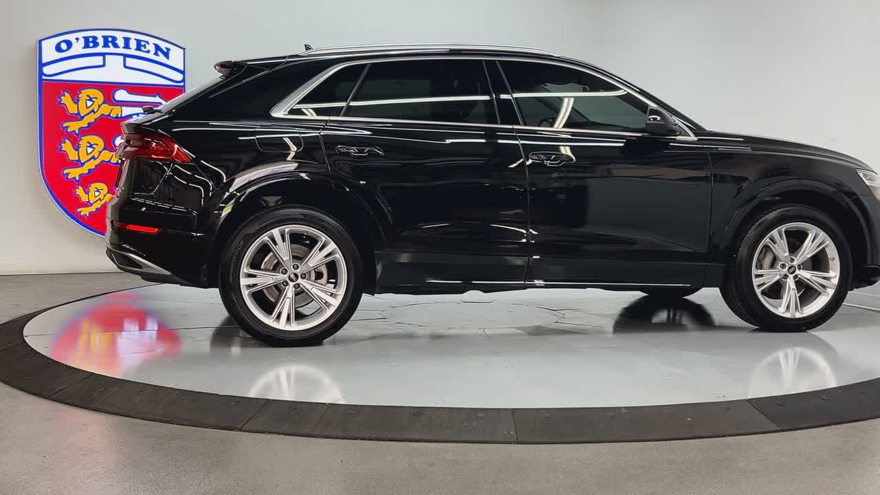 2022 Audi Q8 Premium photo 8
