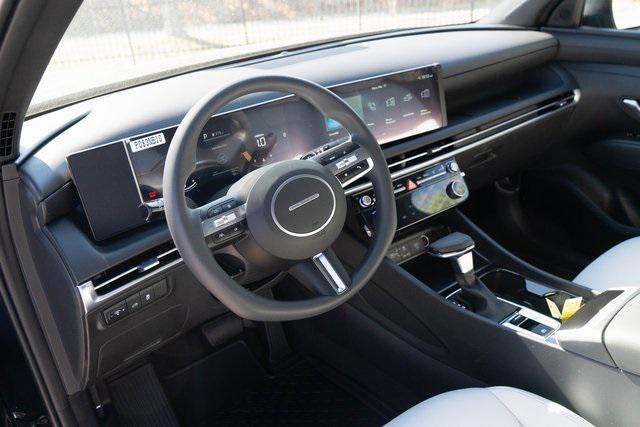 2025 Hyundai Santa Cruz SEL photo 3