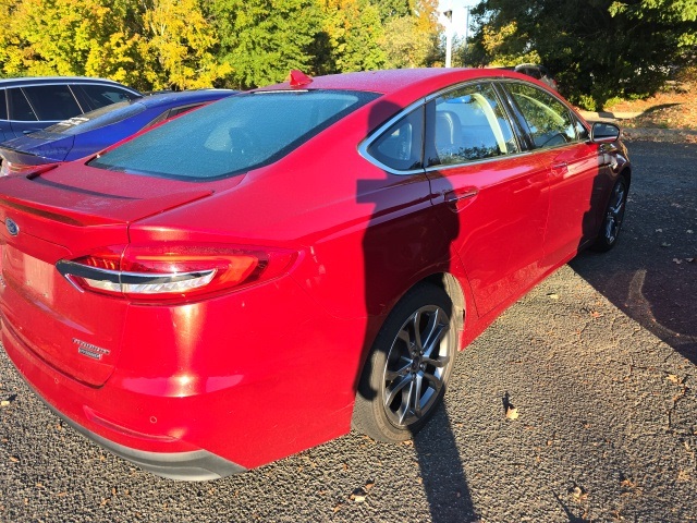 2020 Ford Fusion Hybrid Titanium photo 3
