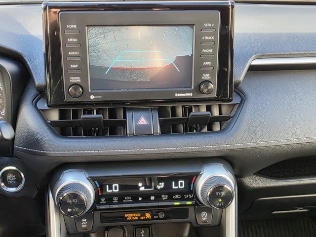 2022 Toyota RAV4 XLE photo 18