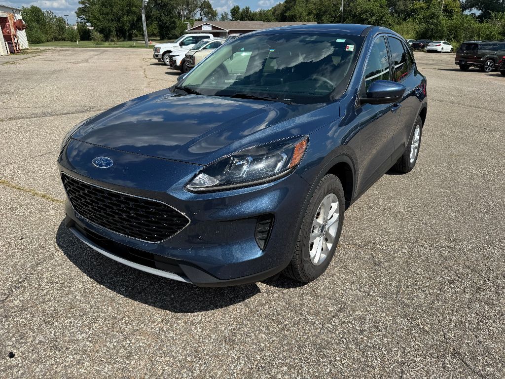 Used 2020 Ford Escape SE with VIN 1FMCU9G62LUC41129 for sale in Brush, CO