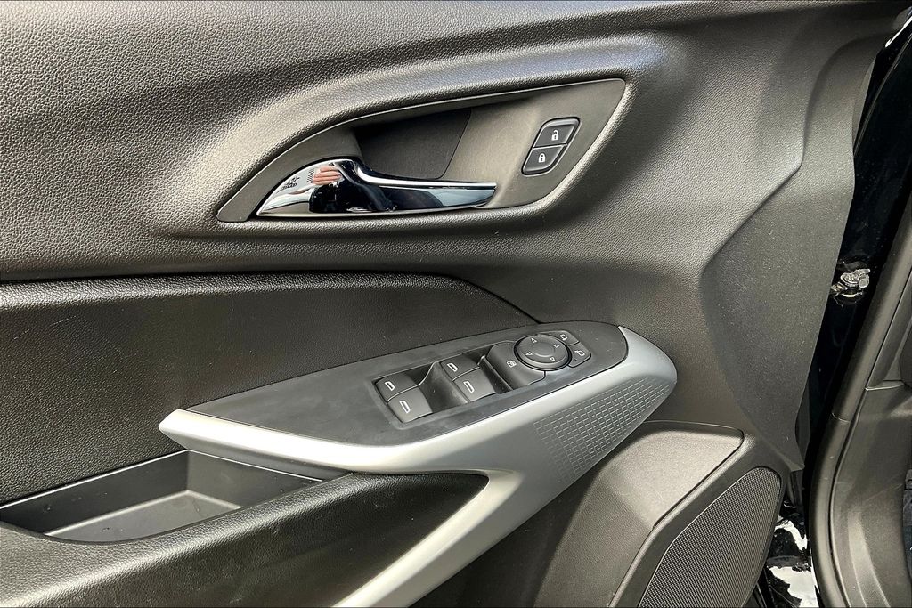 2024 Chevrolet Trax photo 33