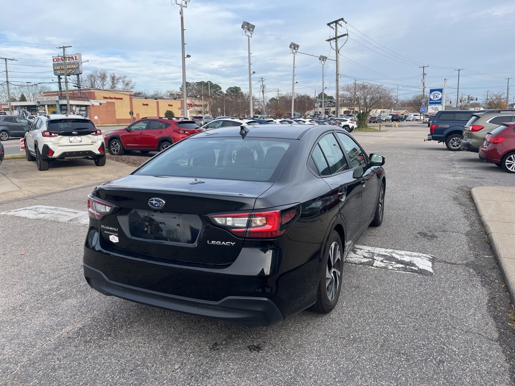 2025 Subaru Legacy Premium photo 4
