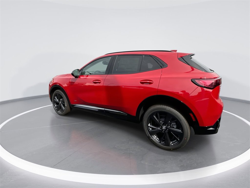 2025 Buick Envision Sport Touring photo 5