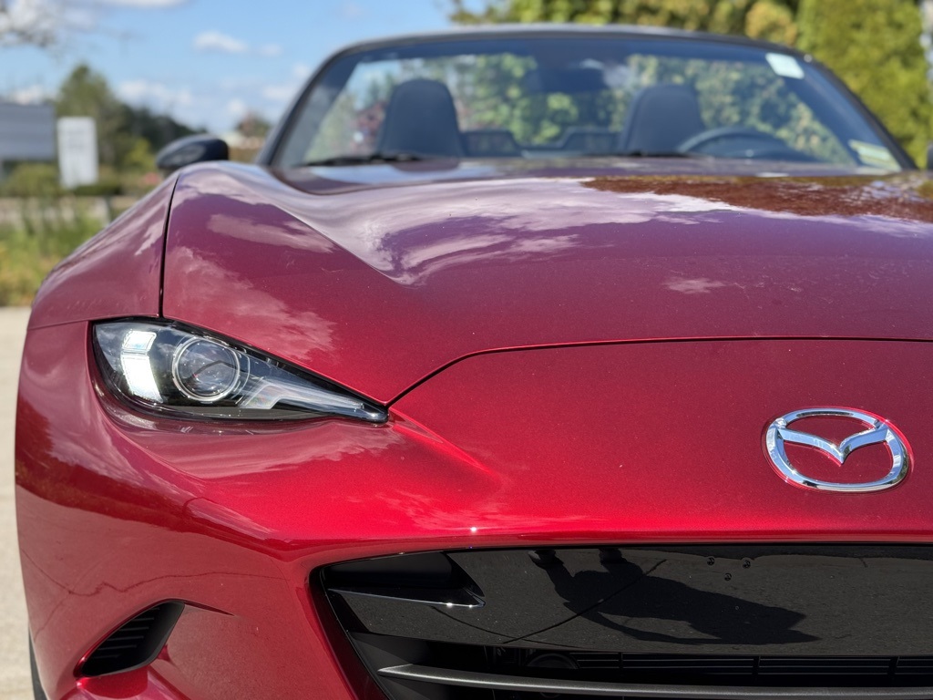 2025 Mazda MX-5 Miata Miata Sport photo 4