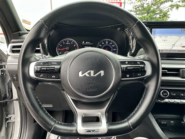 2023 Kia K5 GT-Line photo 17