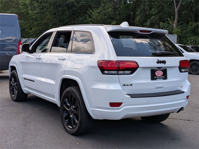 2022 Jeep Cherokee Laredo X photo 3