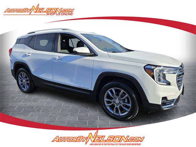 2024 GMC Terrain SLT's photo