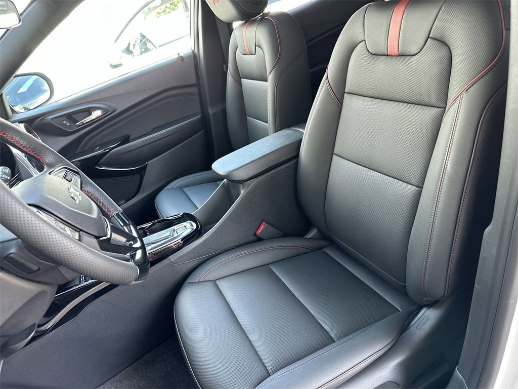 2025 Chevrolet Trax photo 19