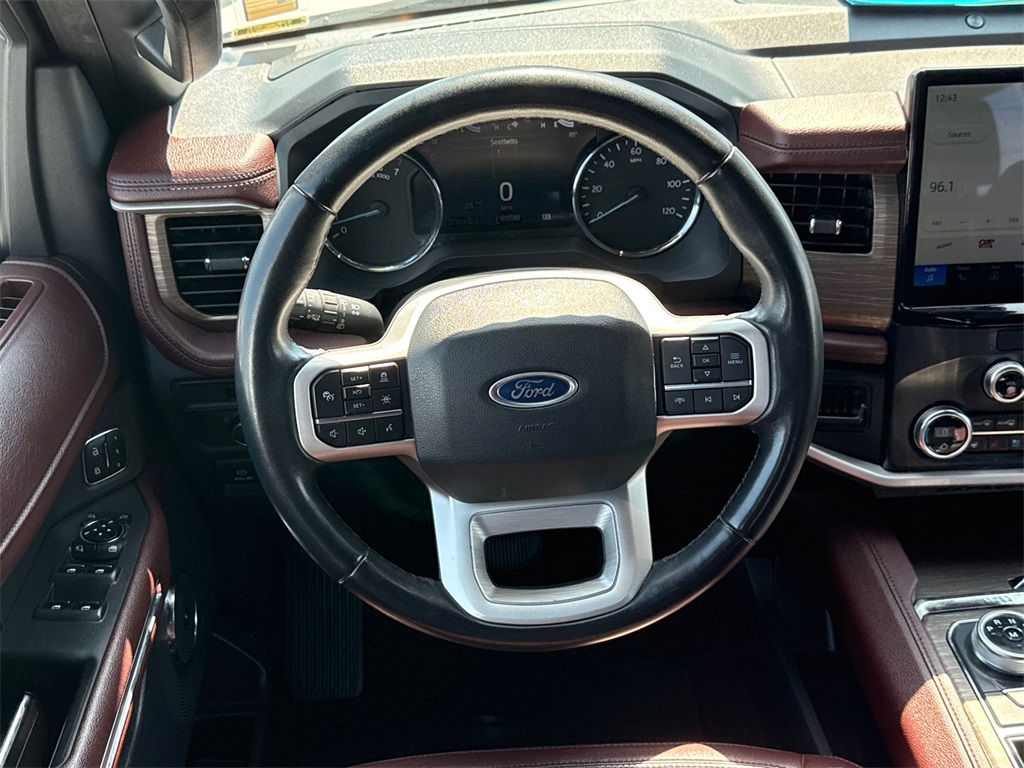 2023 Ford Expedition Limited photo 24