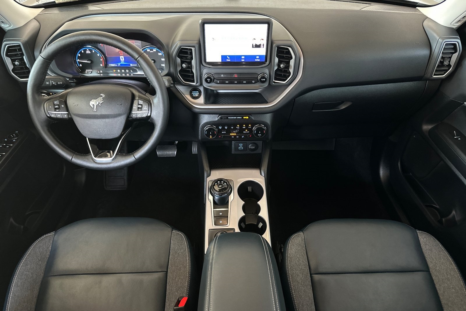 2022 Ford Bronco Sport Outer Banks photo 12