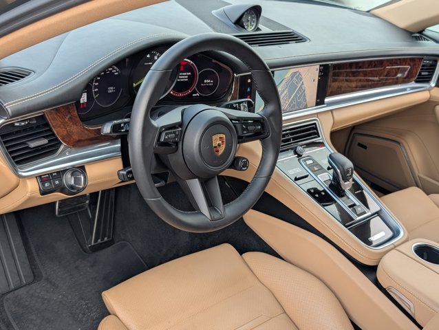 2023 Porsche Panamera Platinum photo 4